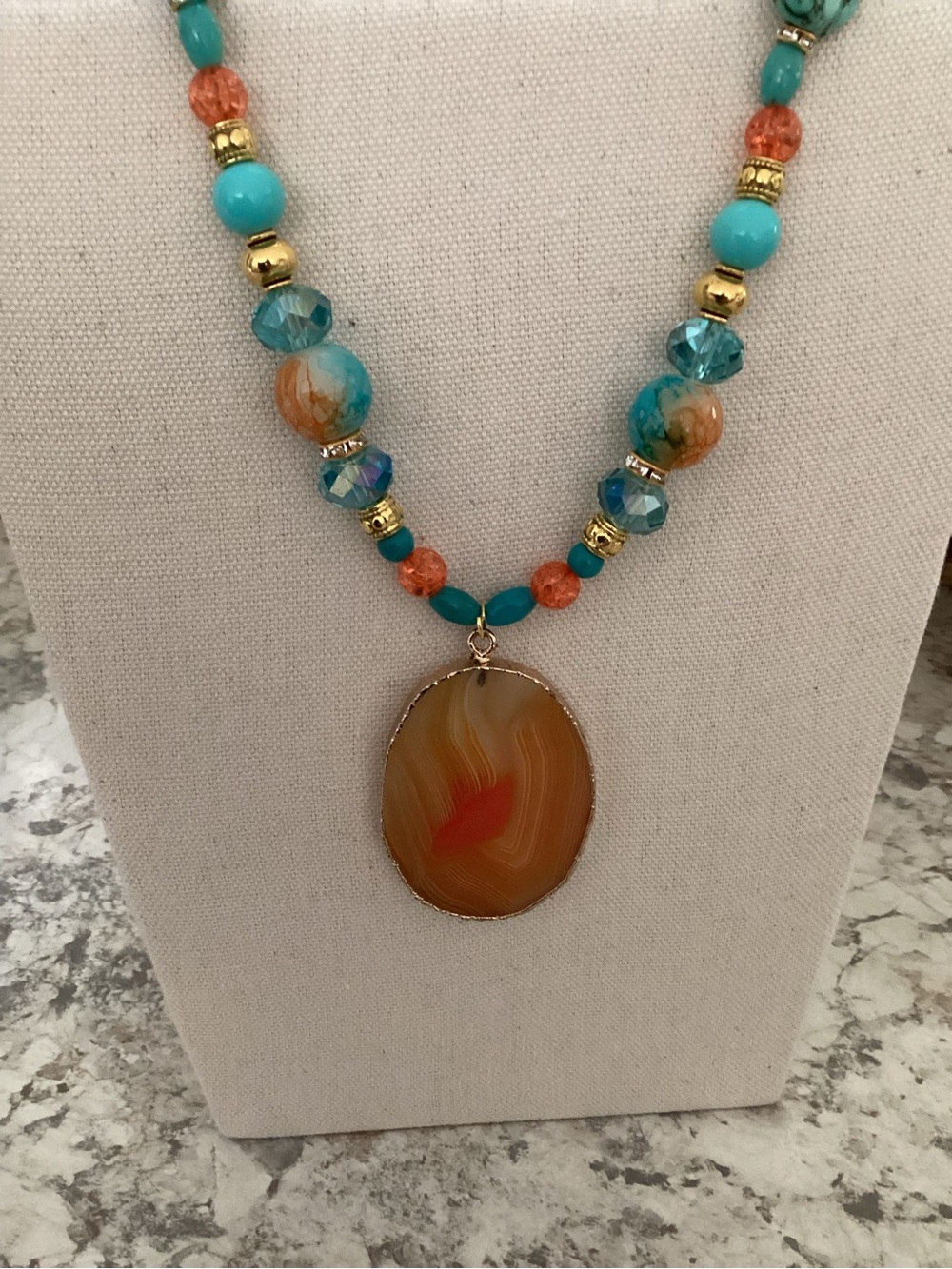 Artisan long beaded necklace with a banded agate orange pendant - Picture 11 of 12